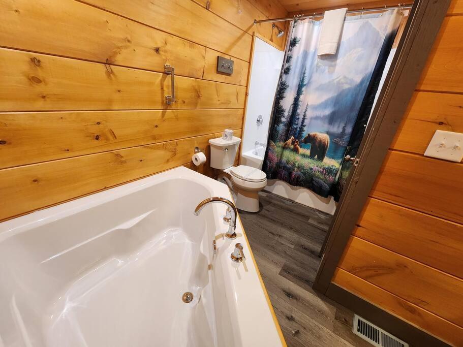 Dancing Bear Cabin- Relax & Enjoy! Sevierville Zewnętrze zdjęcie